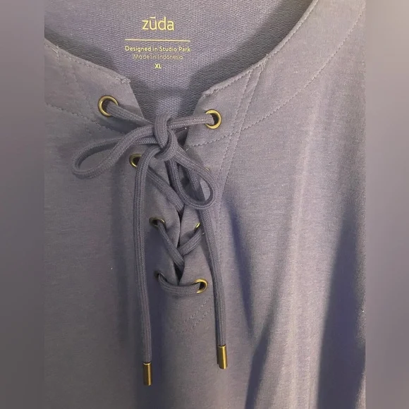 Lace-Up Midi Dress - Picture 4 of 6